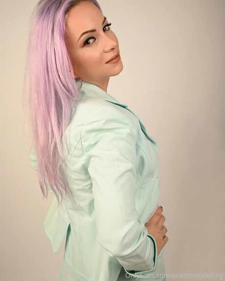 Aneta Hradecka on onlyfans