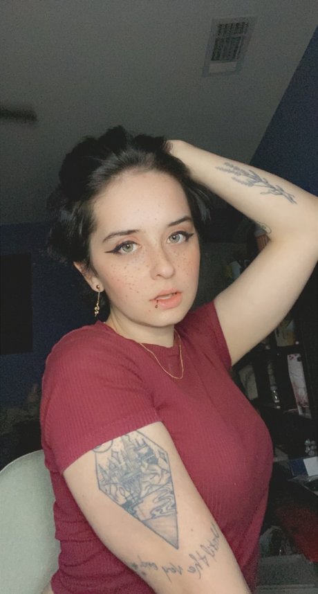 Bekka Bee_ is on onlyfans