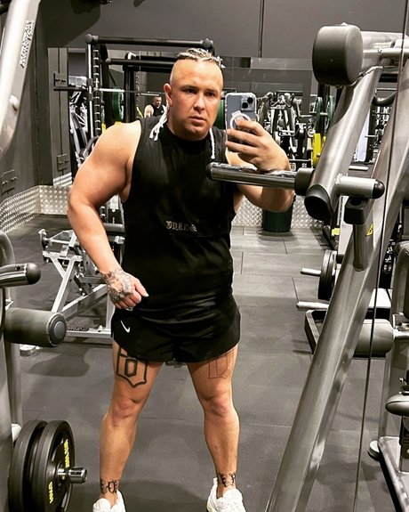 DoinHeaps21 onlyfans pictures