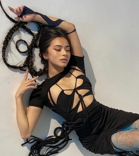 Diana Korkunova nude only fans leaks