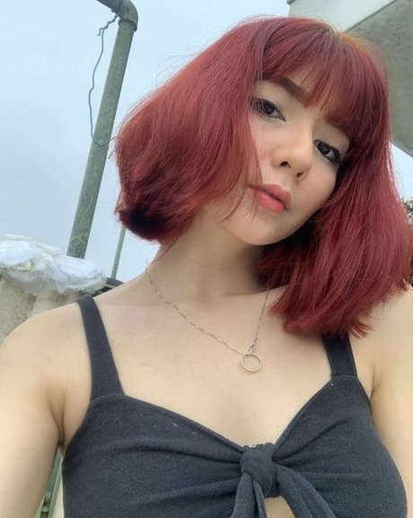 blonde teen onlyfans exclusive pictures