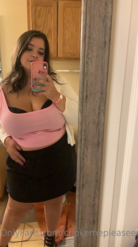 chokemepleaseeee onlyfans leakd