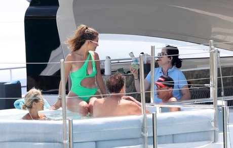 Maria Menounos only fans free