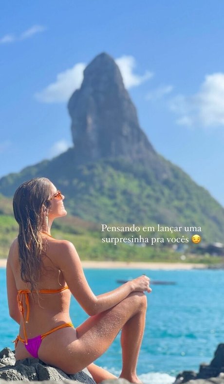 Isabella Santoni sexy onlyfans