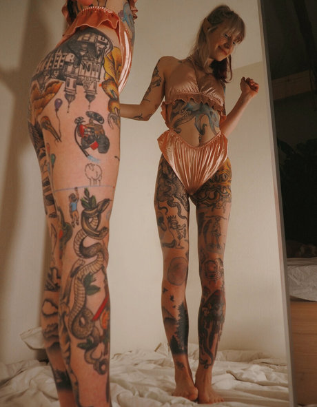 nude pregnant onlyfans exclusive depiction