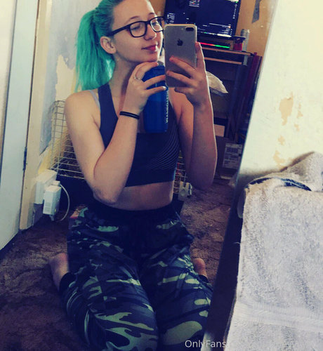 Courtneyyyyxox onlyfans sextape leak