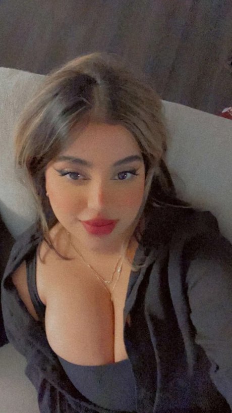 OMGLove nude onlyfans leaks