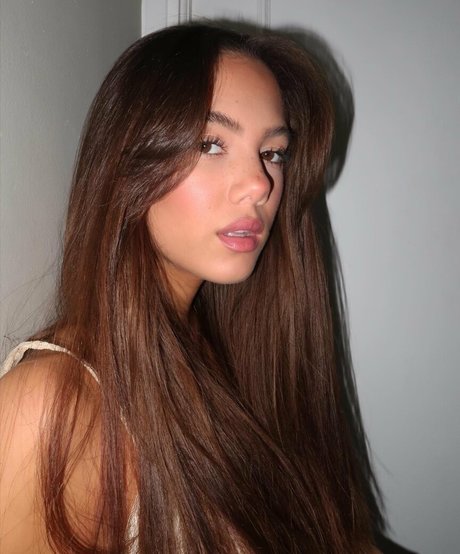 Saoirse Alicia Behzadi only fans free