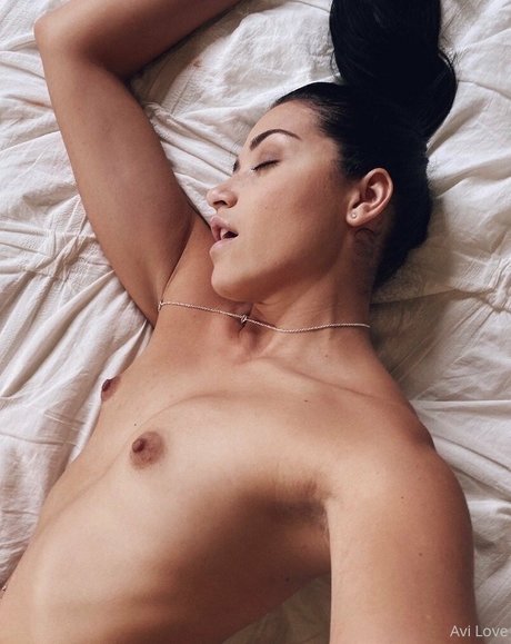 avilovexxx onlyfans leak sex