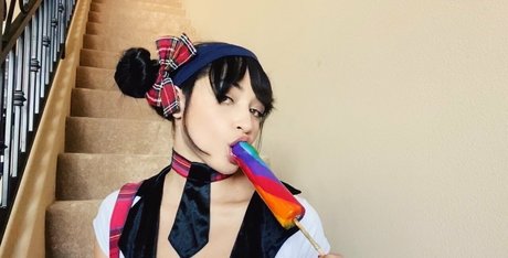 avilovexxx onlyfans picture