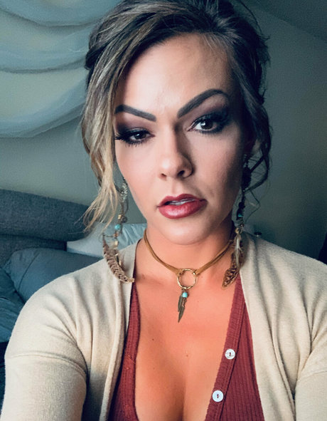 ailadonovannn onlyfans nide