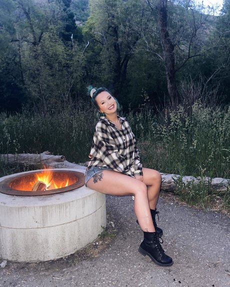 Megan Nicole onlyfans creator