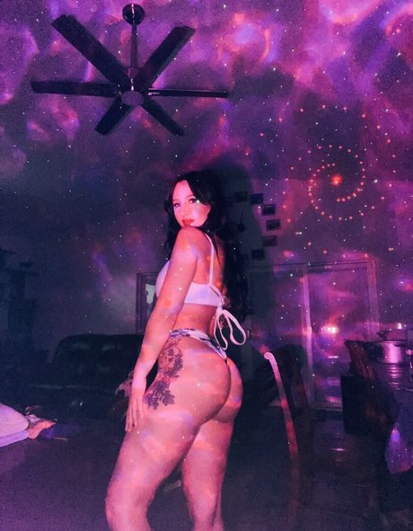 Megan Nicole Profile image