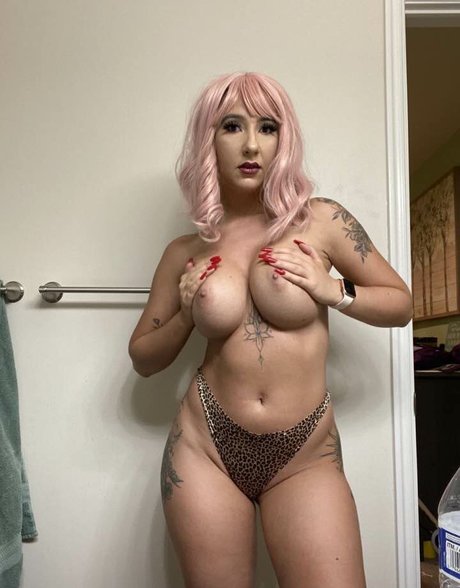 Megan Nicole onlyfans nudes