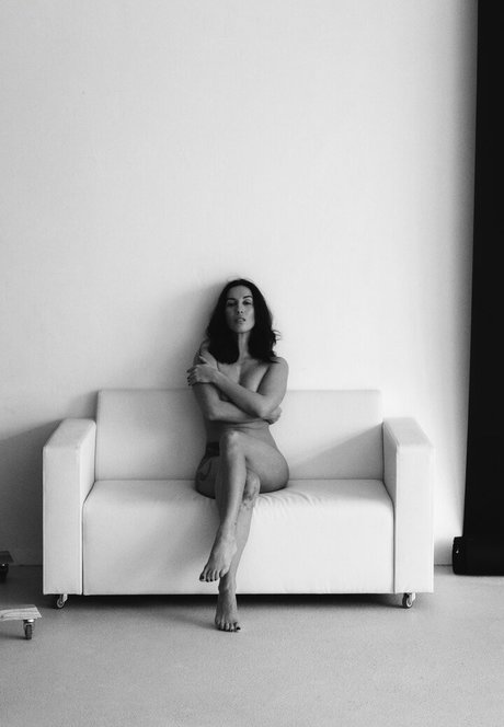 Thais Yoga onlyfans nude leak