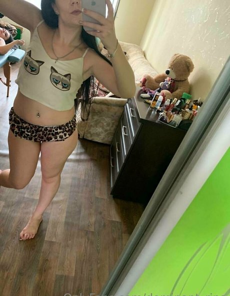 dominant rina naked onlyfans leaks