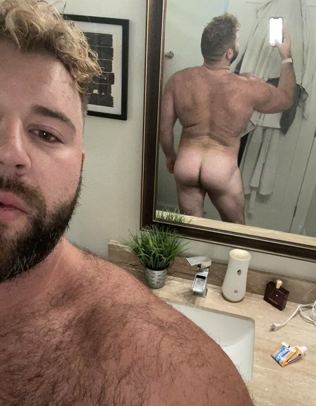 ste3evn onlyfans photo