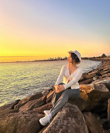 Vicki Mranrr naked on onlyfans