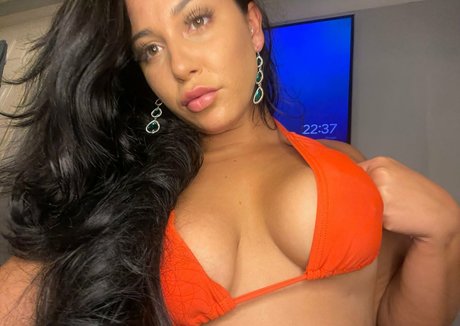 russian mom onlyfans sexy shot