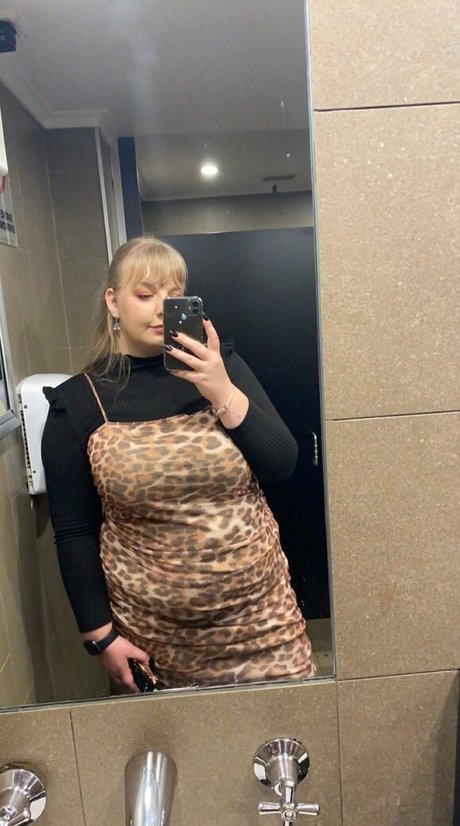 pastelpeachie only fans photos