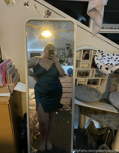 pastelpeachie topless onlyfans