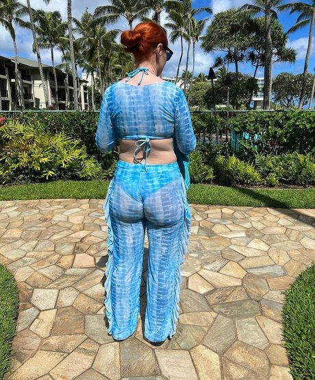 Ash e e onlyfans nude photos