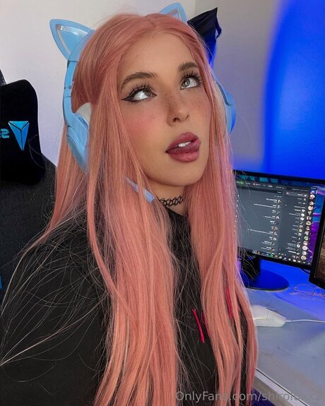 shiroluxx2 onlyfans sex