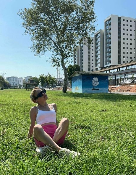 raychel kiss only fans