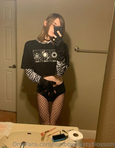 femboycherryblossom onlyfans pics leaked