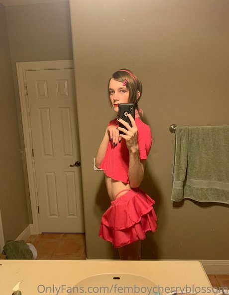 femboycherryblossom only fans xxx