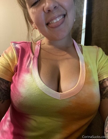 Corinasbooty feet onlyfans