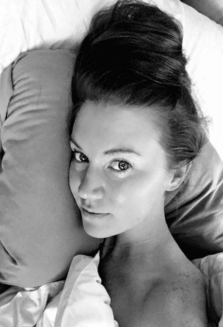 nevamore onlyfans model images