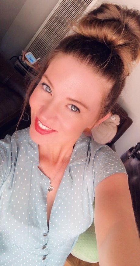 nevamore onlyfans leaked photos