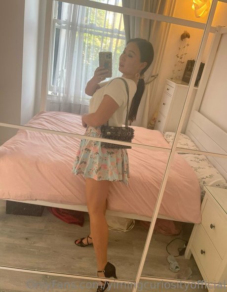 yimingcuriosityofficial nude leaks onlyfans