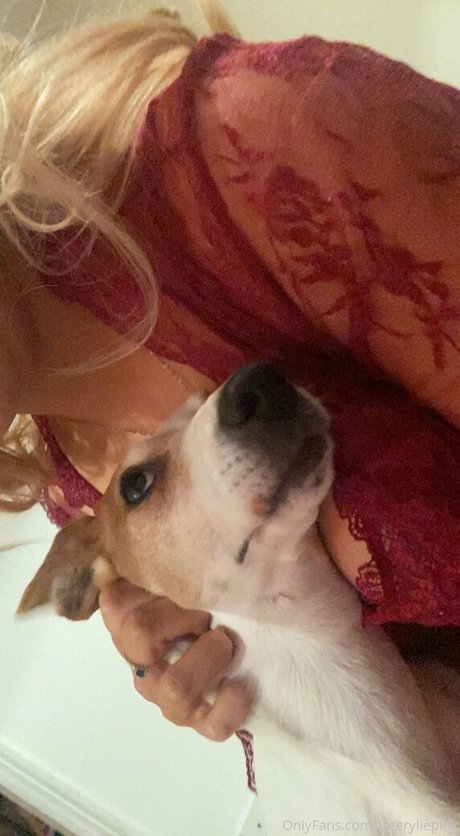 freeryliepink onlyfans porn leak