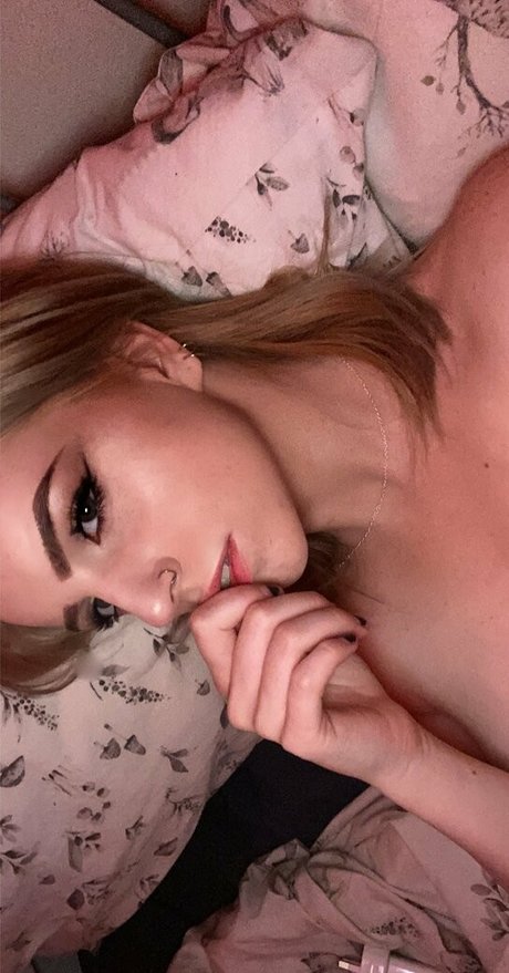 freeryliepink nude onlyfans pics