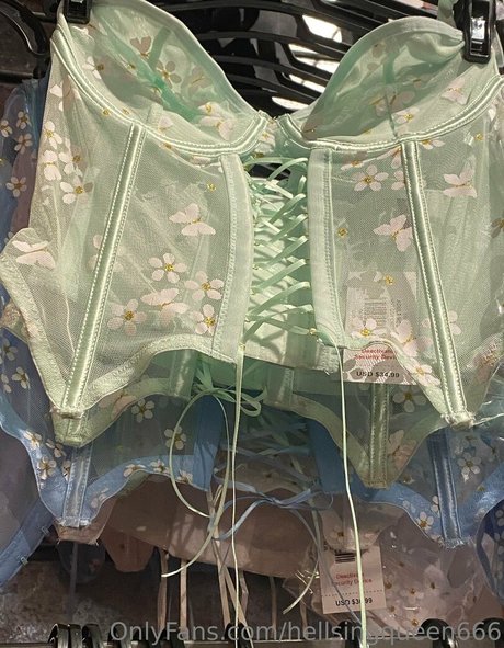 hellsingqueen666 onlyfans leaj