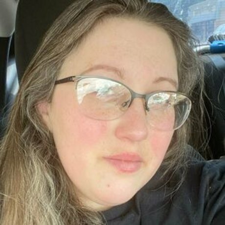 hellsingqueen666 only fans leaks porn