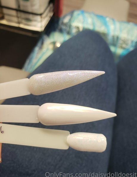 daisydolldoesit sex onlyfans