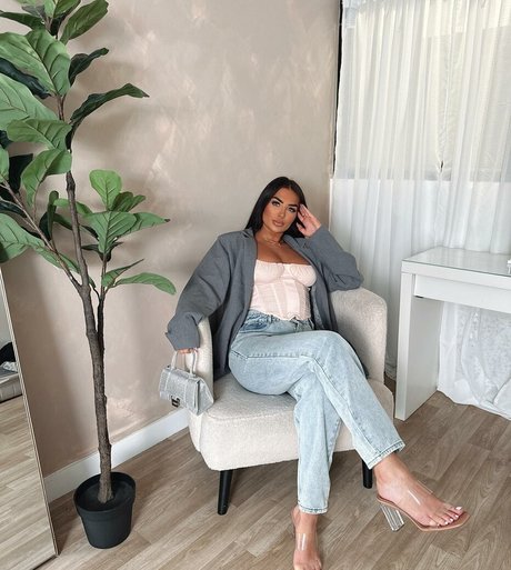 ambsphillips onlyfans leajs