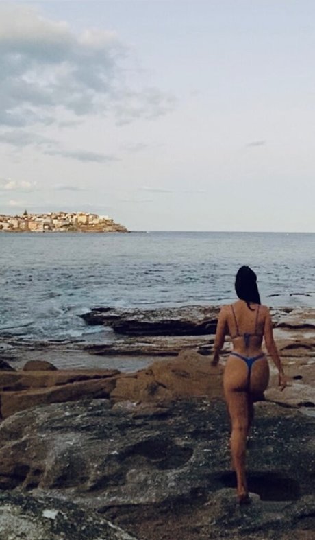 LottieLion onlyfans naked