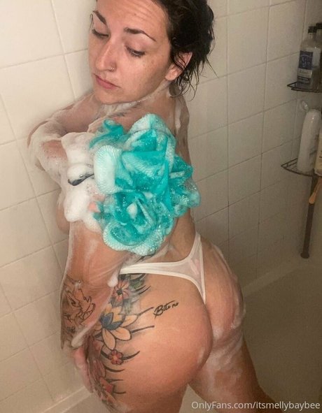 itsmellybaybee onlyfans full