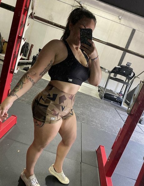 itsmellybaybee onlyfans content leaked