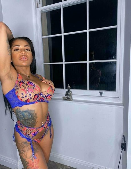 kikiluxxxe onlyfans porn