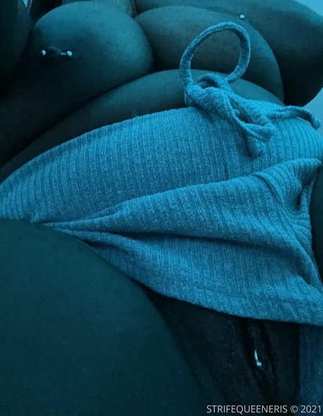 Strifequeeneris Profile image