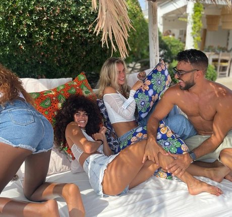 ebony orgasm onlyfans free porn selfie