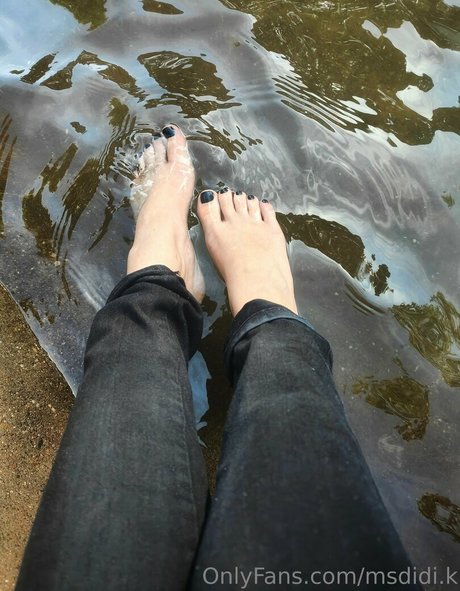 black granny onlyfans beautiful pic