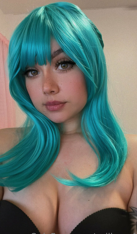 asian girlfriend onlyfans erotic snapshot