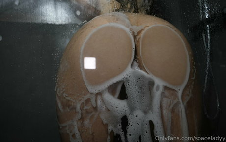 spaceladyy sexy onlyfans