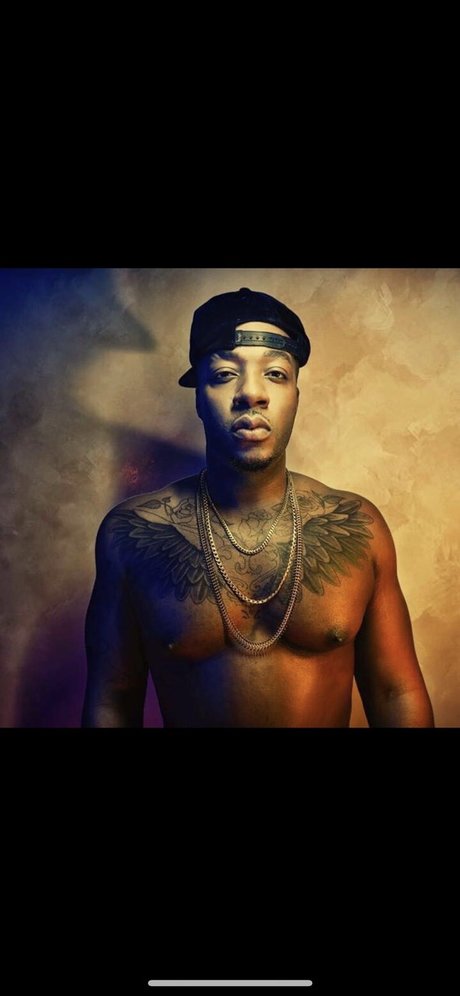 HUNGDaddyisland onlyfans nude